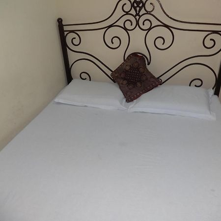 Bless Inn New Delhi Exterior photo