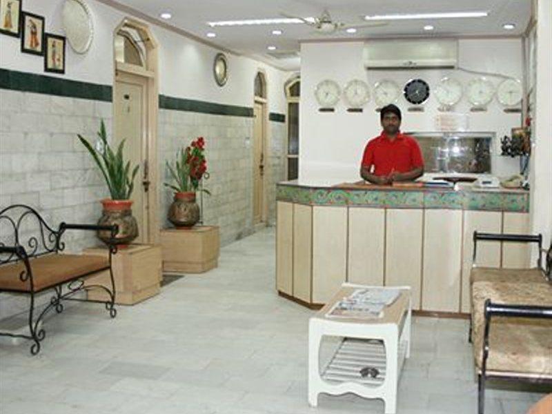 Bless Inn New Delhi Interior photo
